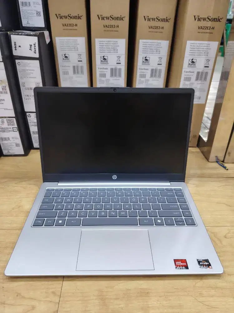 HP 14 EM0320AU  Ryzen 3 7320U 8GB/512GB 14′′ FHD W11+OH2024+M365