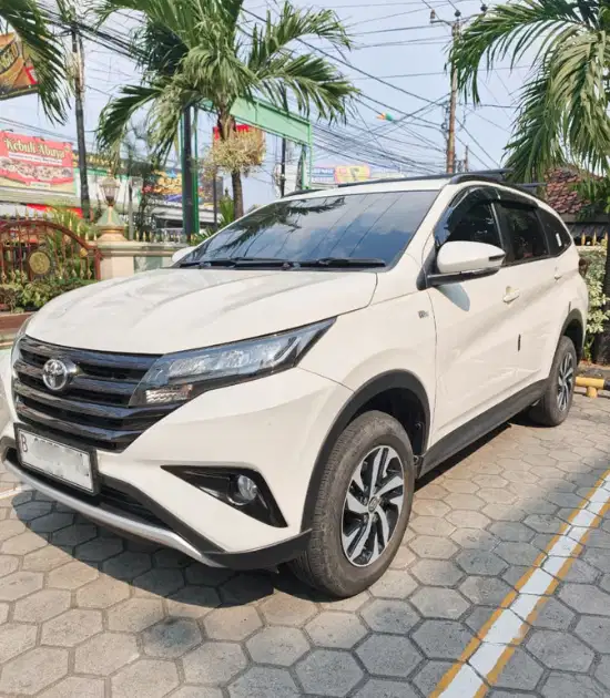 Jual Cepat Mobil Toyota Rush Putih Manual 2023 Mulus
