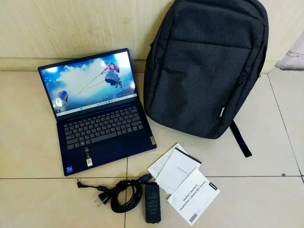 Dijual laptop Lenovo Ideapad Slim 3 14IAU7 Intel i3 gen 12 ram 8GB Grn