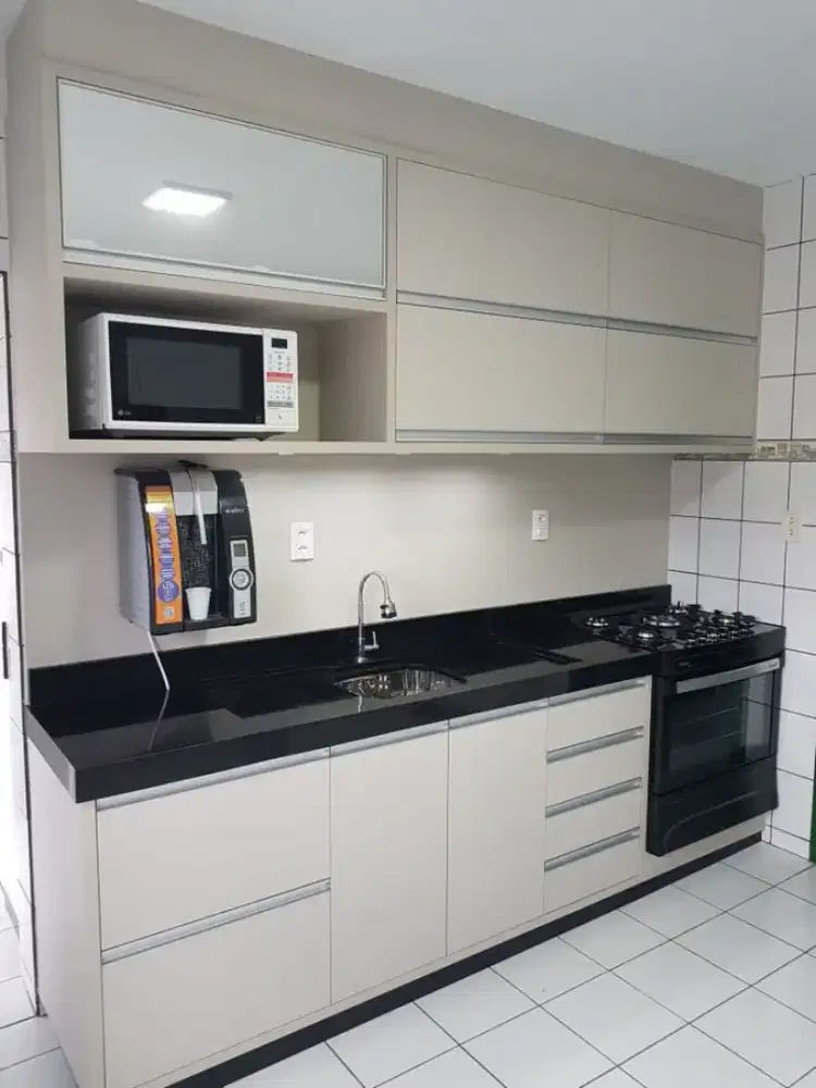 Kitchen set , Backdrop tv , Tempat tidur , Lemari