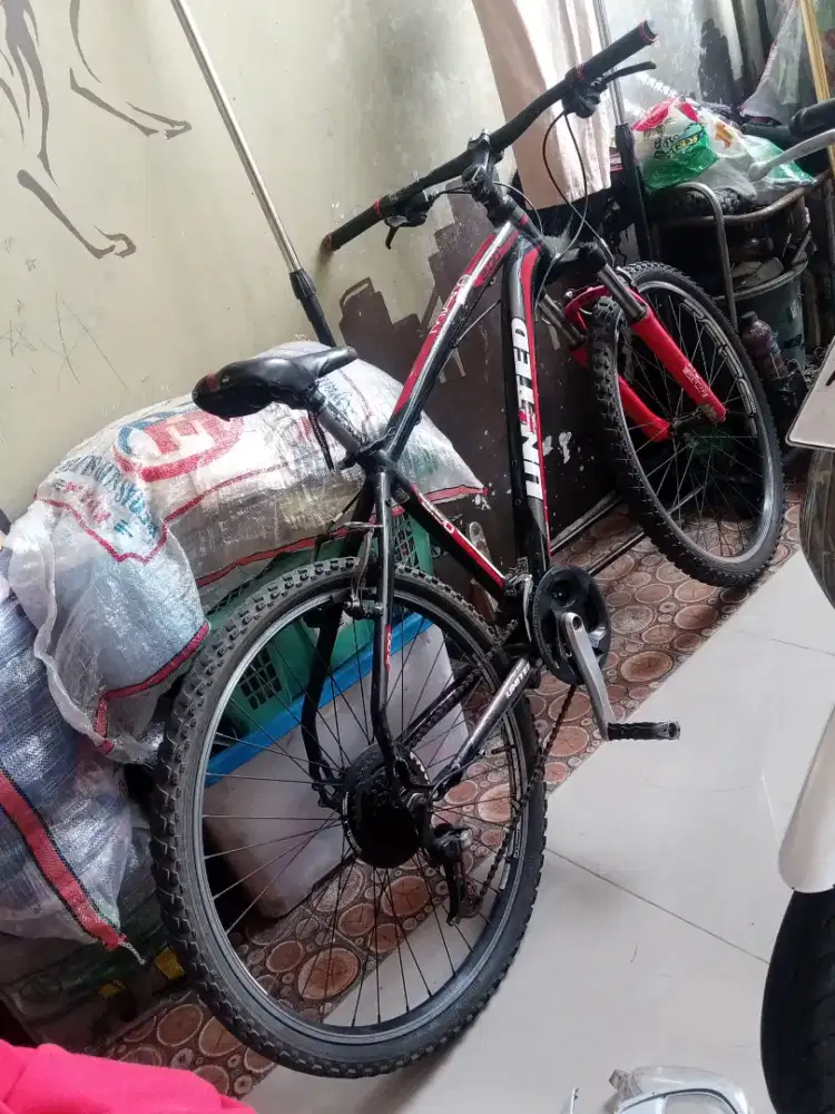 Mau dijual sepeda