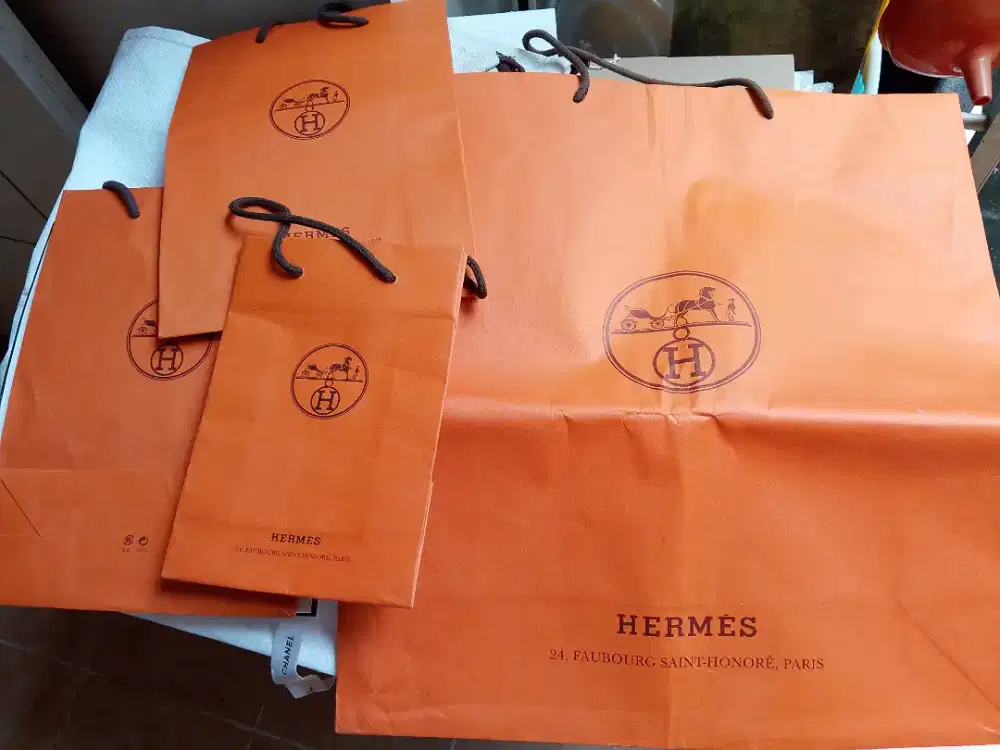 Paper bag, raincoat, cover kain Hermes ORI