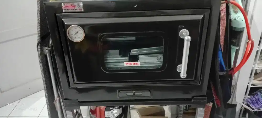 Dijual oven masih mulus