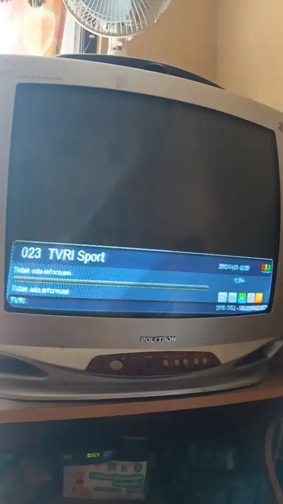 Tv tabung polytron