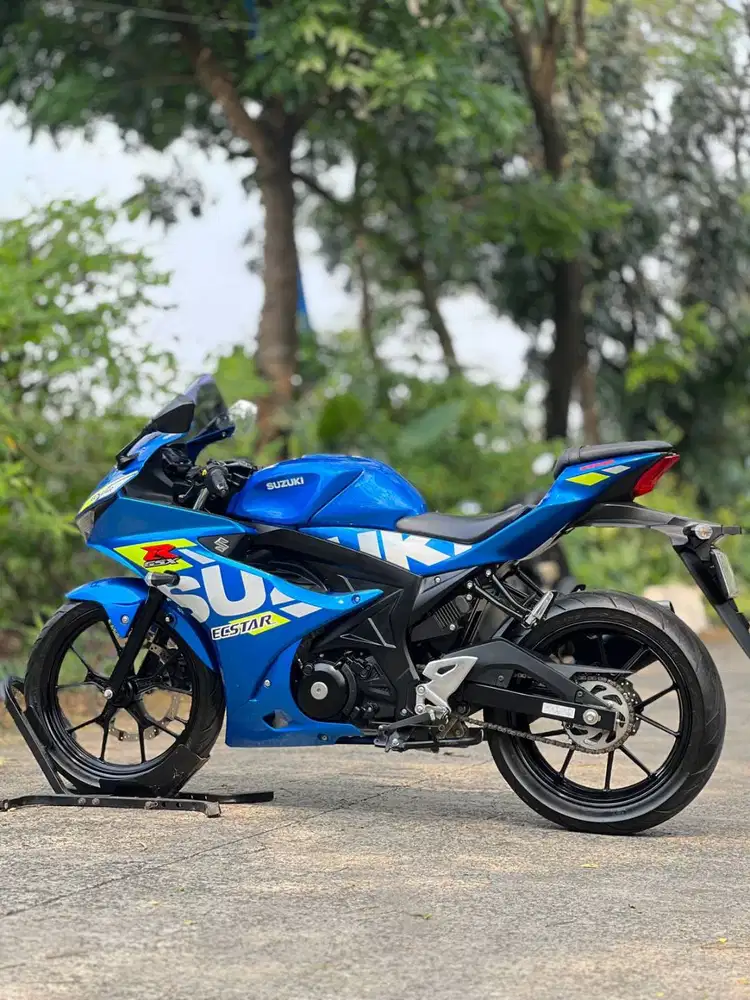 SUZUKI GSX R150 KEYLESS BIRU 2022 KM 5K PAJAK PANJANG KAYAK BARU