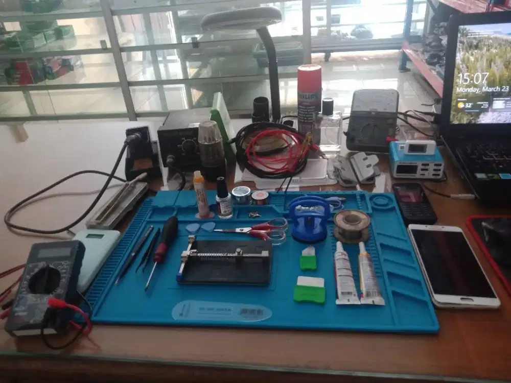 Servis HP Rapi Perbaikan Handphone Service Android & Iphone Medan