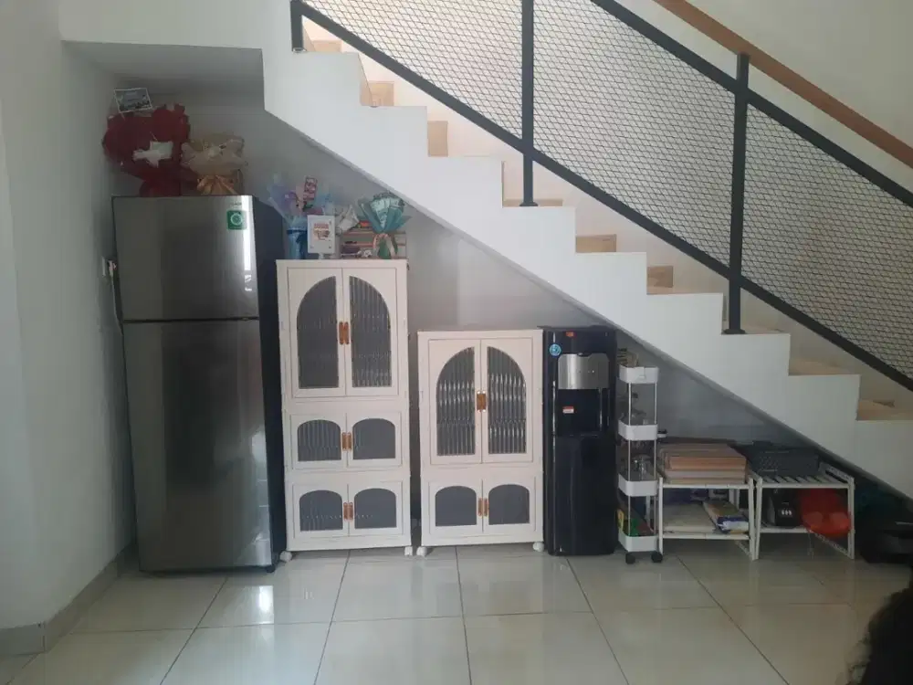 Rumah Minimalis 2 lantai