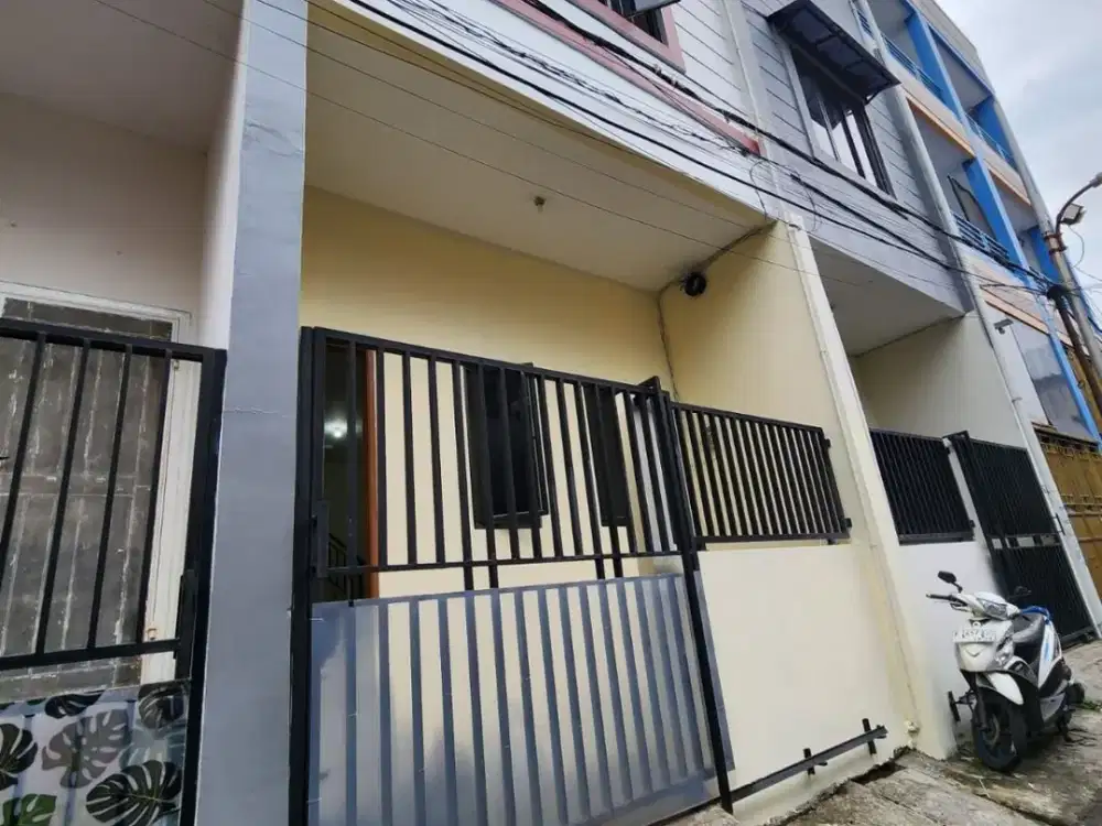 ANA RUMAH RAPI UK 4.25X10M DALAM GANG MOTOR JELAMBAR