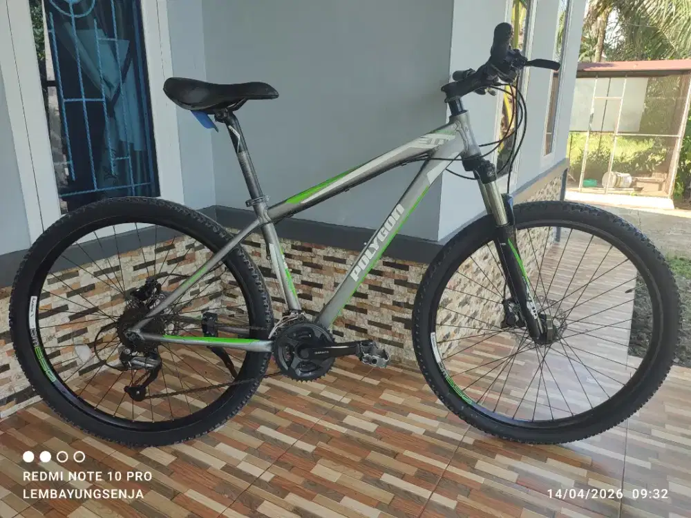Polygon xtrada tiga