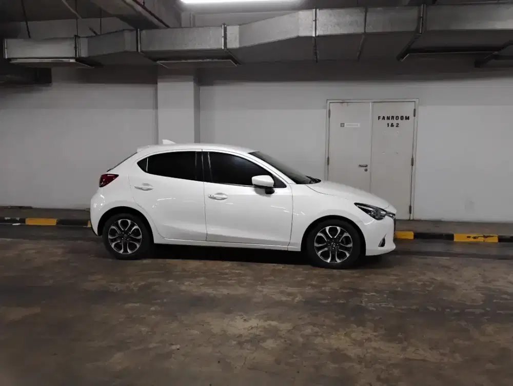 (km 88rb) Mazda 2 R Skyactive 2017