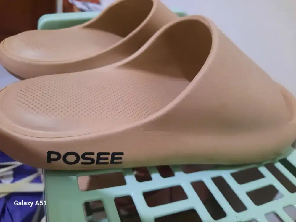 SANDAL POSEE ORIGINAL