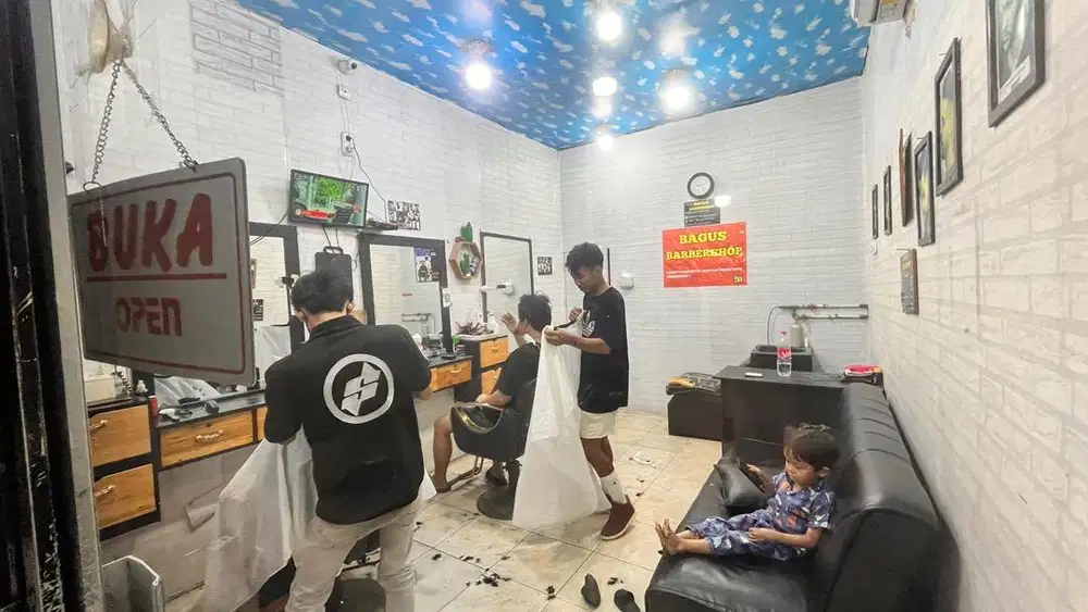 Di cari kapster buat barbershop wajib berpenglaman