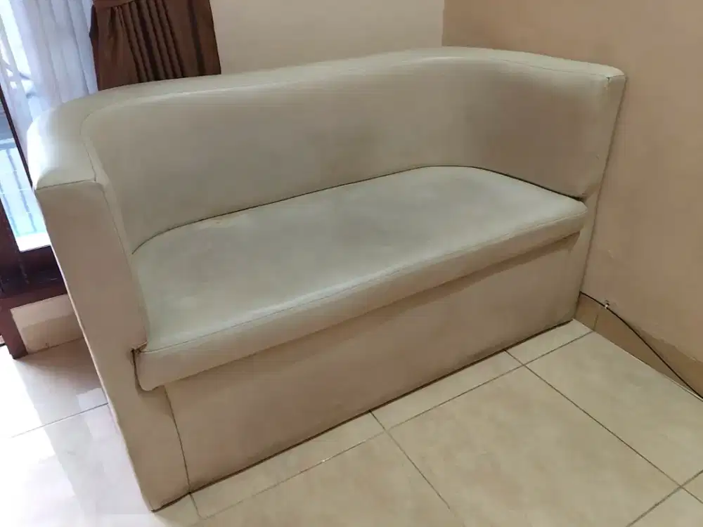 Sofa Jual Cepat, mau pindahan