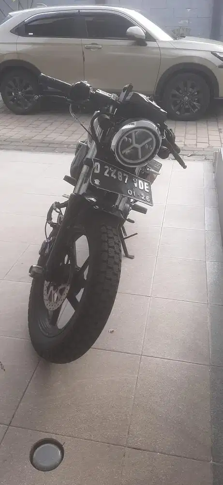 Dijual Yamaha Byson tahun 2016 Modif Cafe Racer