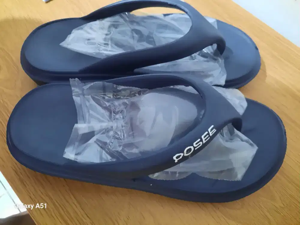 SANDAL JEPIT POSEE ORIGINAL
