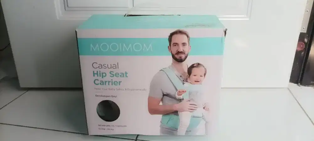 Gendongan bayi merek MOOIMOM