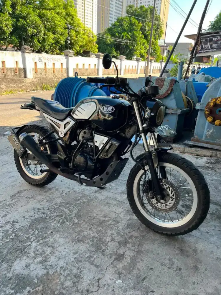 Motor Custom Scrambler / Japstyle Honda Megapro Mono Nego sampai deal