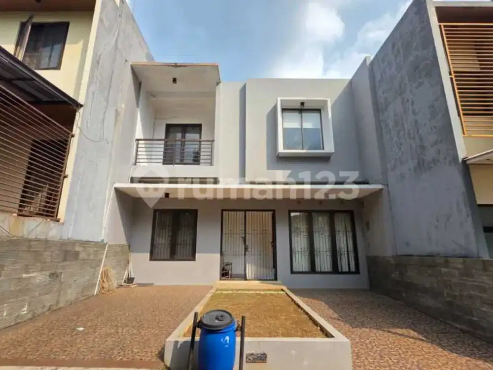 Dijual Rumah 2 Lantai Dalam Cluster One Gate System di Bukit Cirendeu Dekat MRT Lebak Bulus