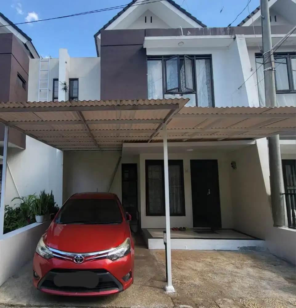 DISEWAKAN RUMAH DI CIHANJUANG