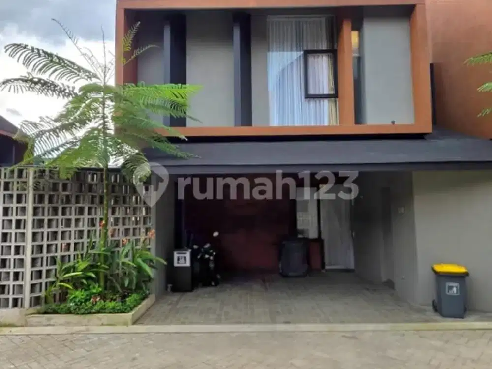 Rumah Baru Posisi Hoek dalam Cluster One Gate System di Sawangan Dekat Mall The Park