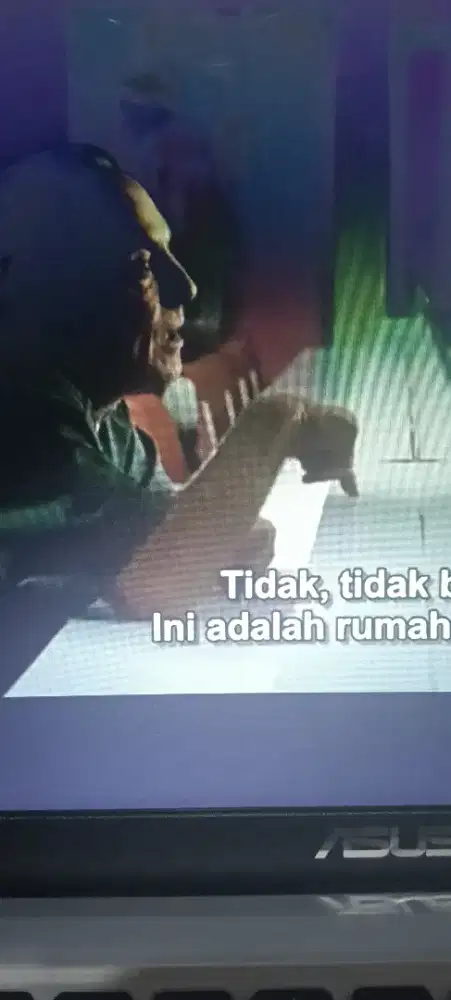 DUBUTUHKAN PEMBUAT KUE