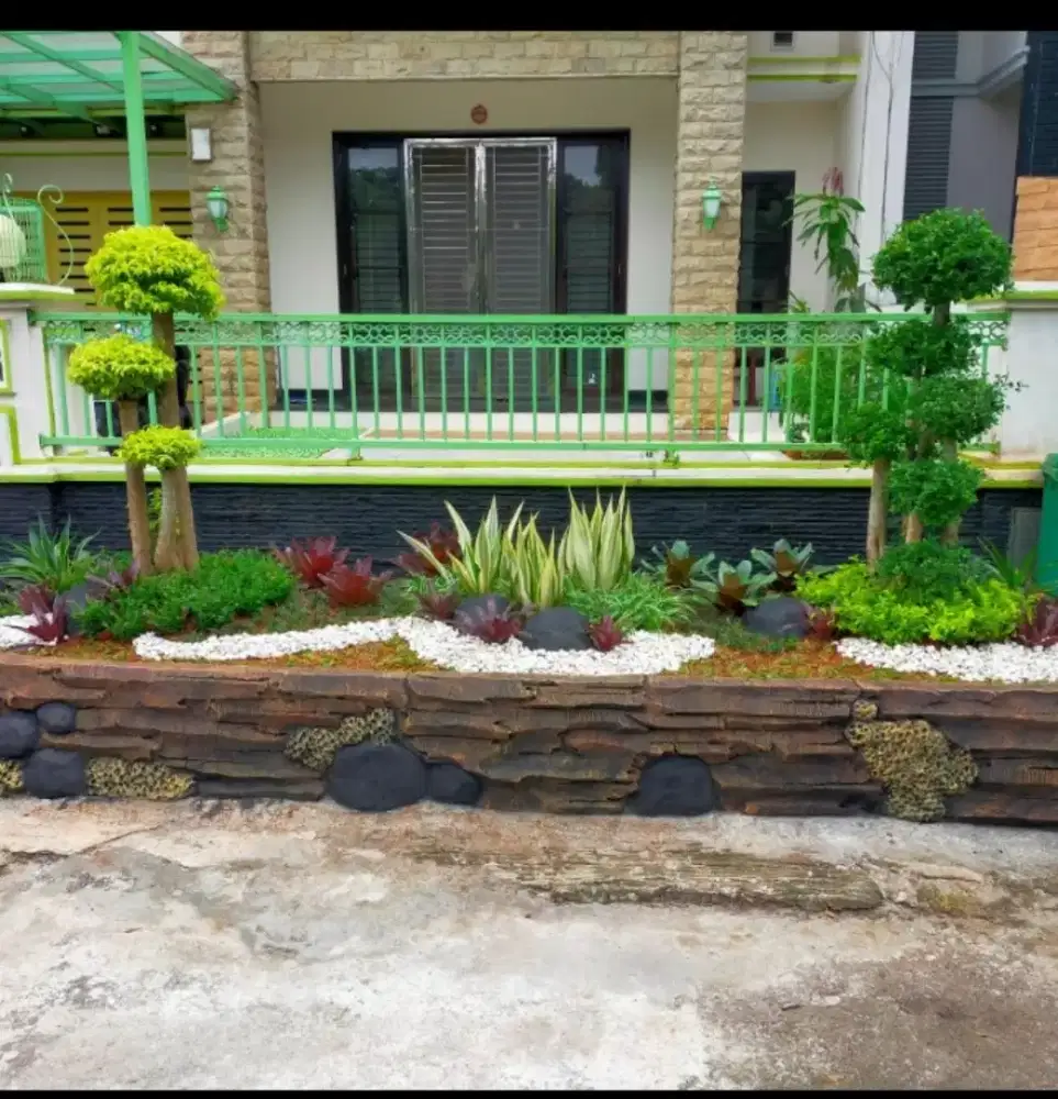 Jasa pembuatan taman dan menerima pembuatan taman rumput