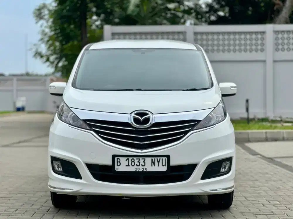 MAZDA BIANTE 2.0 SKYACTIV AT 2013 / 2014 PUTIH