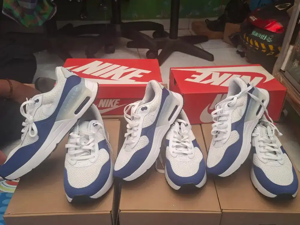 Sepatu nike ori cuci gudang baru semua