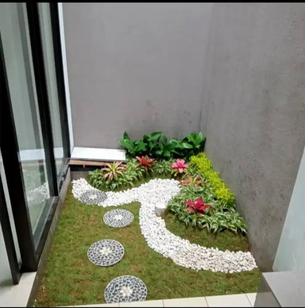 Tukang taman menerima pembuatan taman rumputt taman vertikal garden