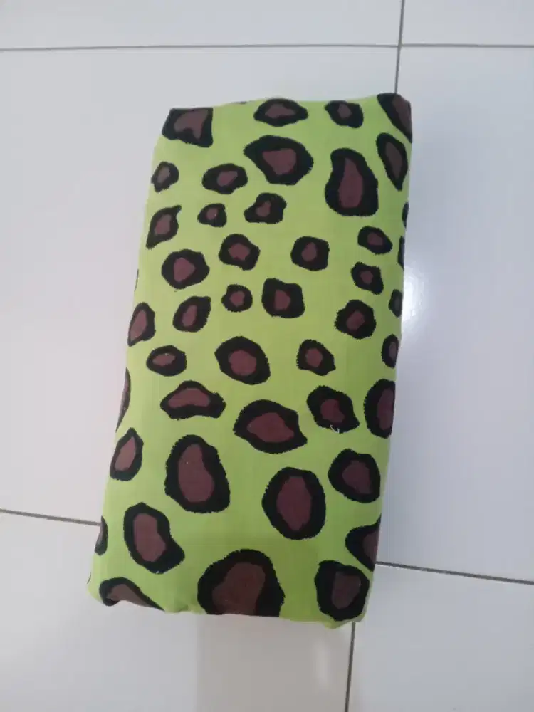 Sprei ukuran 160