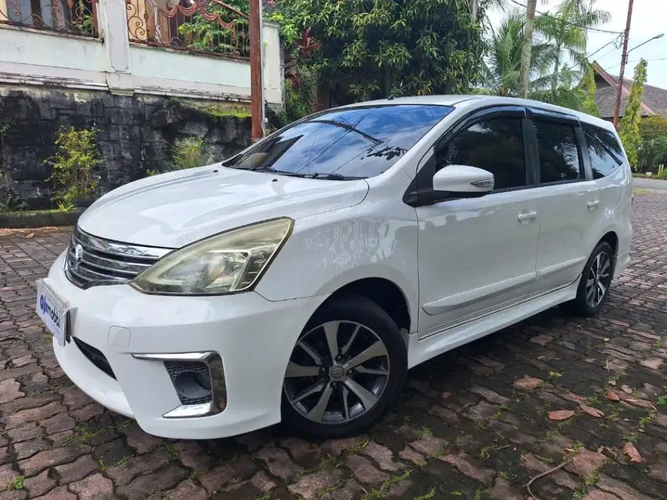 Nissan Grand livina 1.5 Highway Star Bensin-AT 2017 KTBS