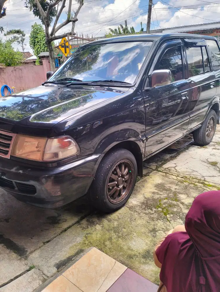 Toyota Kijang 2002 Bensin