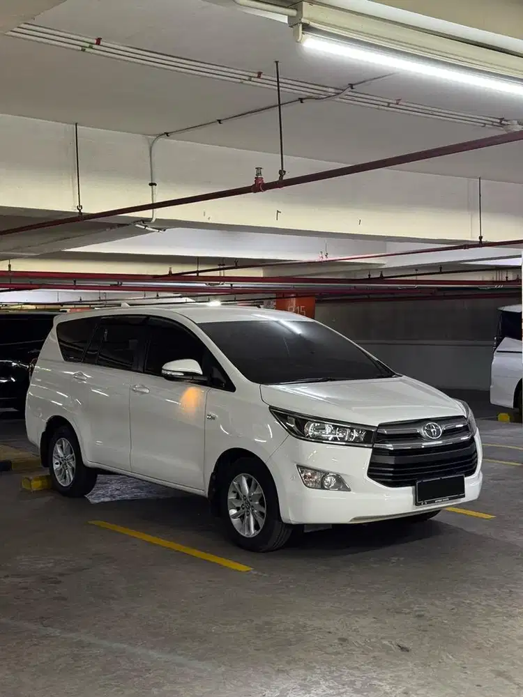 Toyota Kijang Innova Reborn V 2.0 Manual 2017