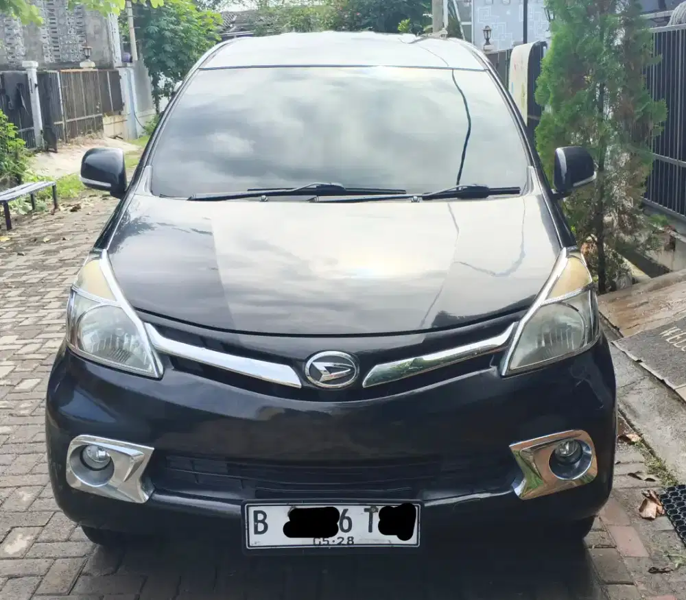 Dijual Cepat Daihatsu Xenia R Deluxe 2013