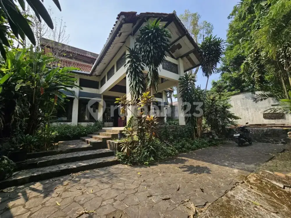 Rumah Asri di Lingkungan Tenang dan Nyaman di Jatipadang Pasar Minggu