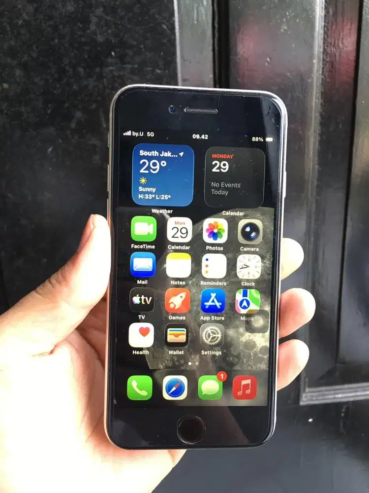 Iphone SE gen 3 5g 2022