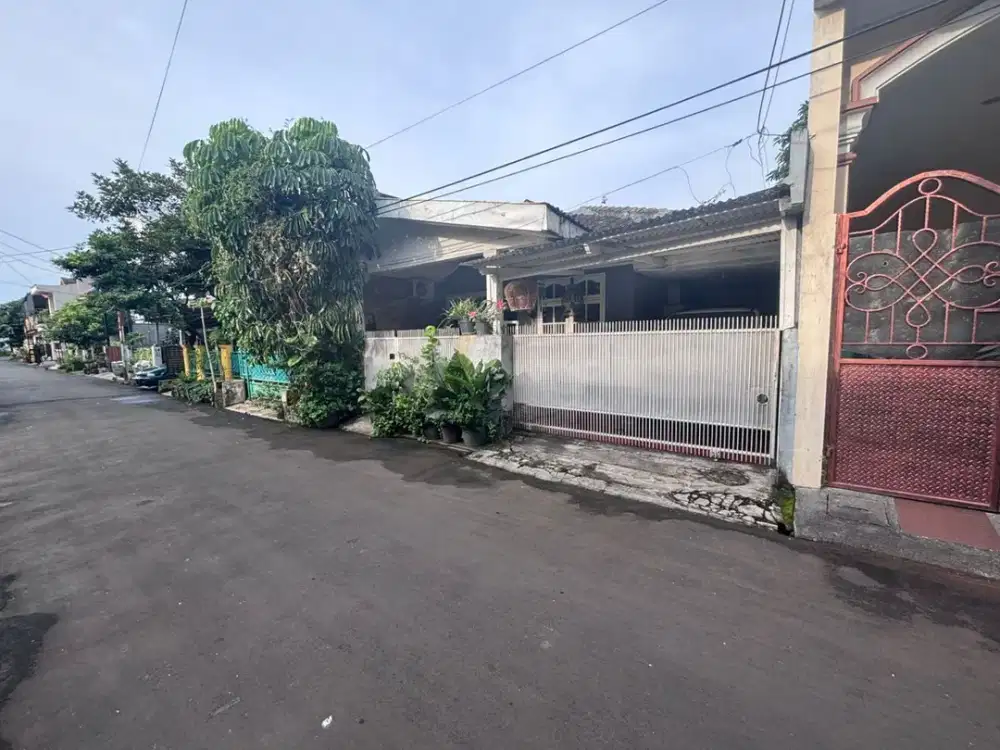 Dijual Rumah Komp. Japos Jurangmangu Barat Pondok Aren