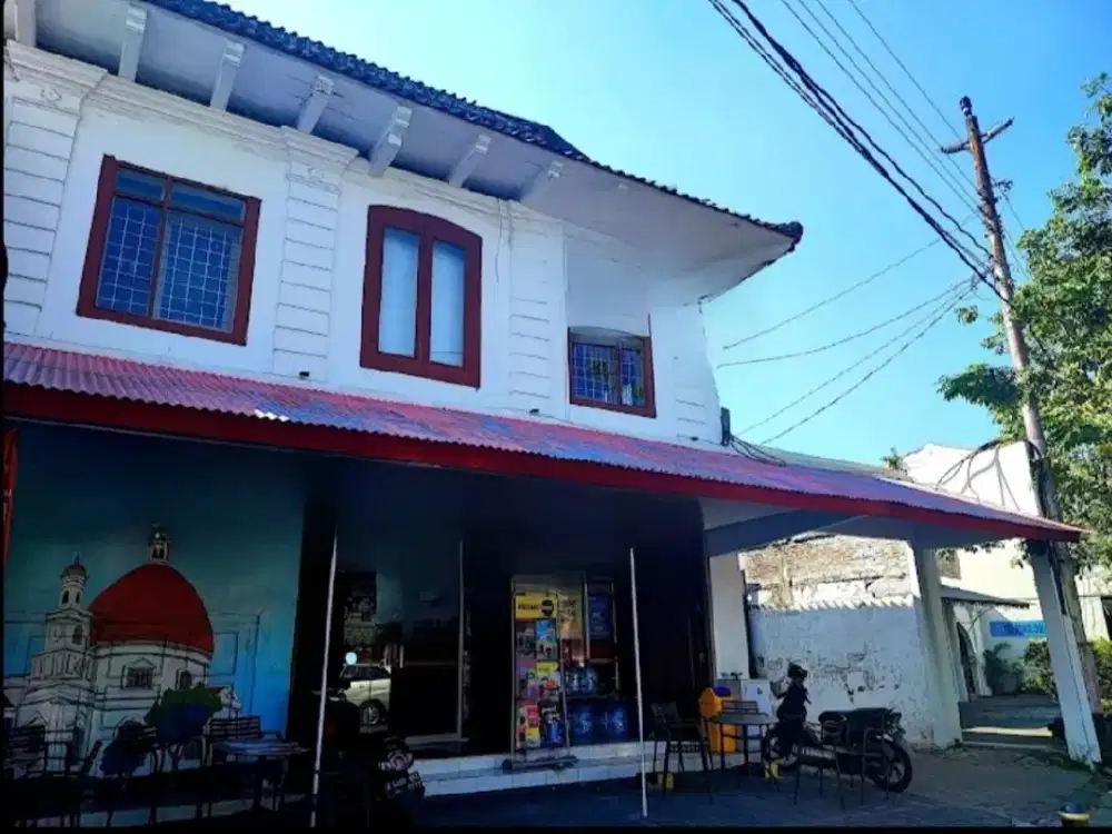 Dijual Tempat Usaha di Jl. Let Jen Suprapto, Semarang