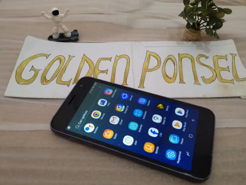 Samsung J2 Core (8Gb/1.5Gb/4G)ori-Golden Ponsel
