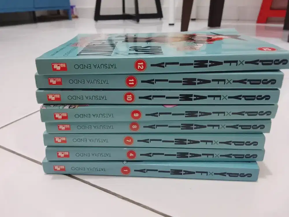 Komik Spy x Family Bekas Ori Elex - Vol 1,4,7,8,9,10,11,12
