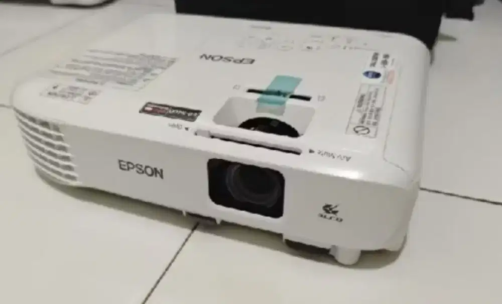 InFocus Epson eb x400