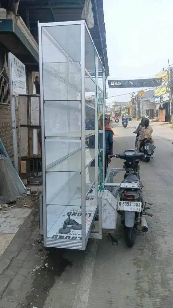 Estalasi 3 buah 170*100, 200*200 dua buah