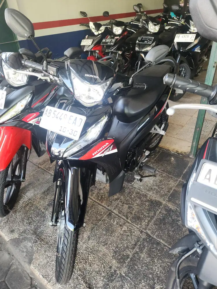 Revo fit 2025 hitam low km Gbm