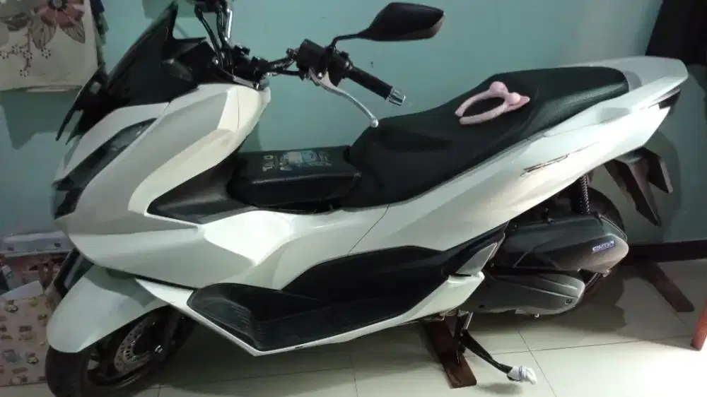 Honda PCX cbs plat z