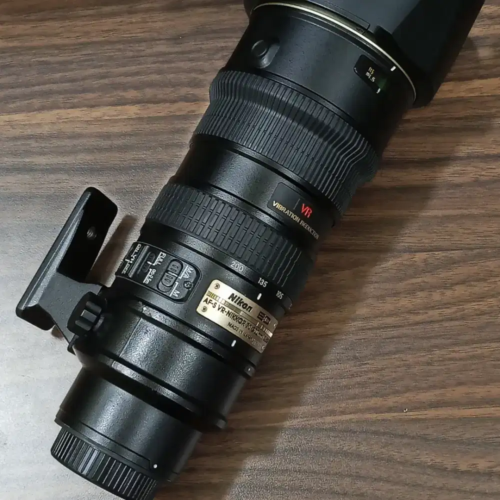 LENSA NIKON 70-200mm f2.8 VR 1 MULUS FULLSET BOX