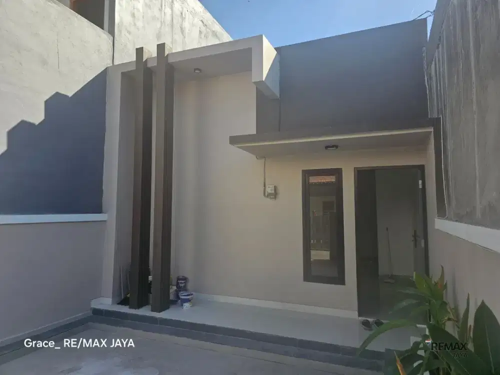 Rumah Modern 3 Bedroom Disewakan, di Renon