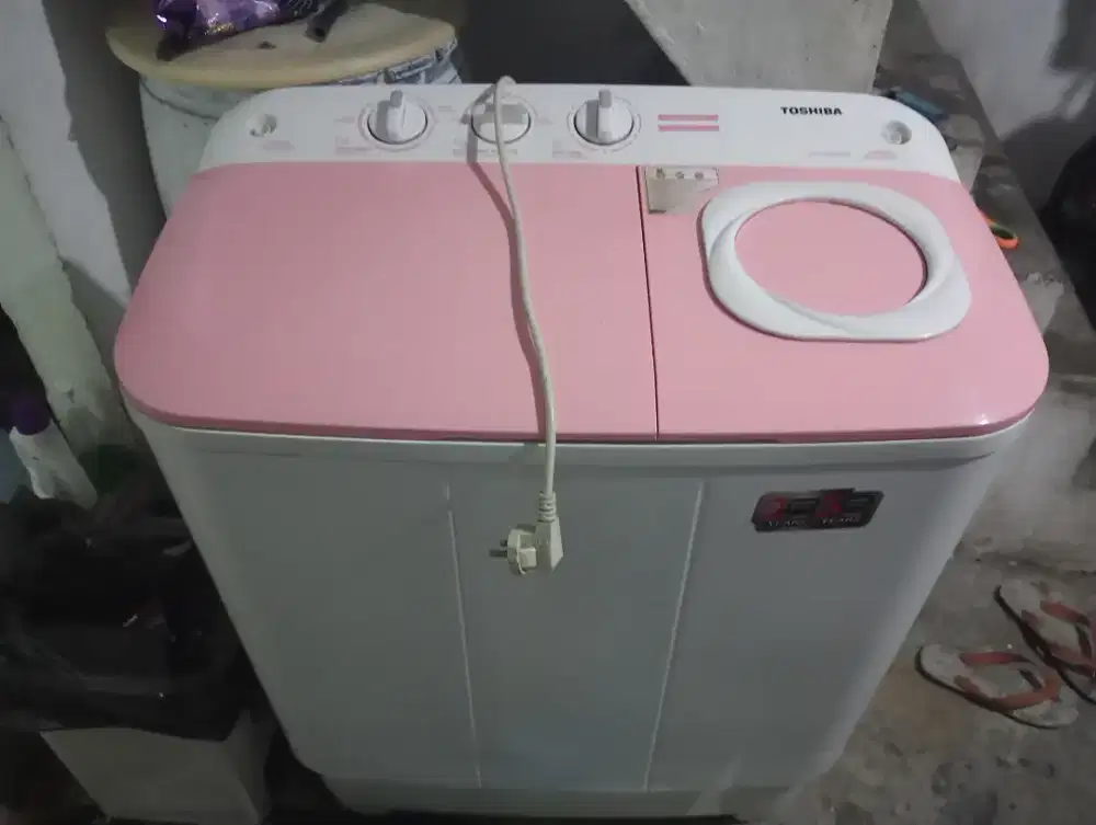 Mesin cuci toshiba