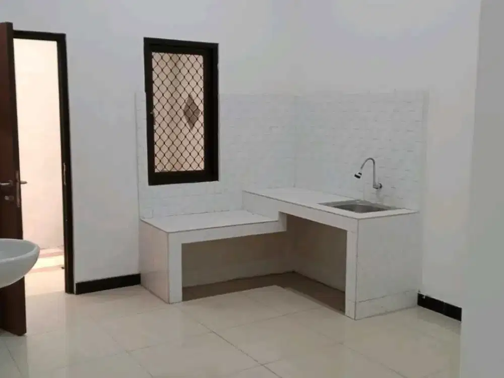 RON.A2550 RUMAH TENGGILIS MEJOYO SELATAN SURABAYA AREA NYAMAN SIAP HUNI