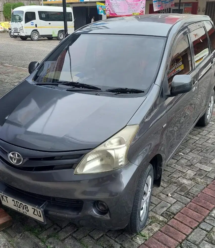 Toyota Avanza 2012 Bensin