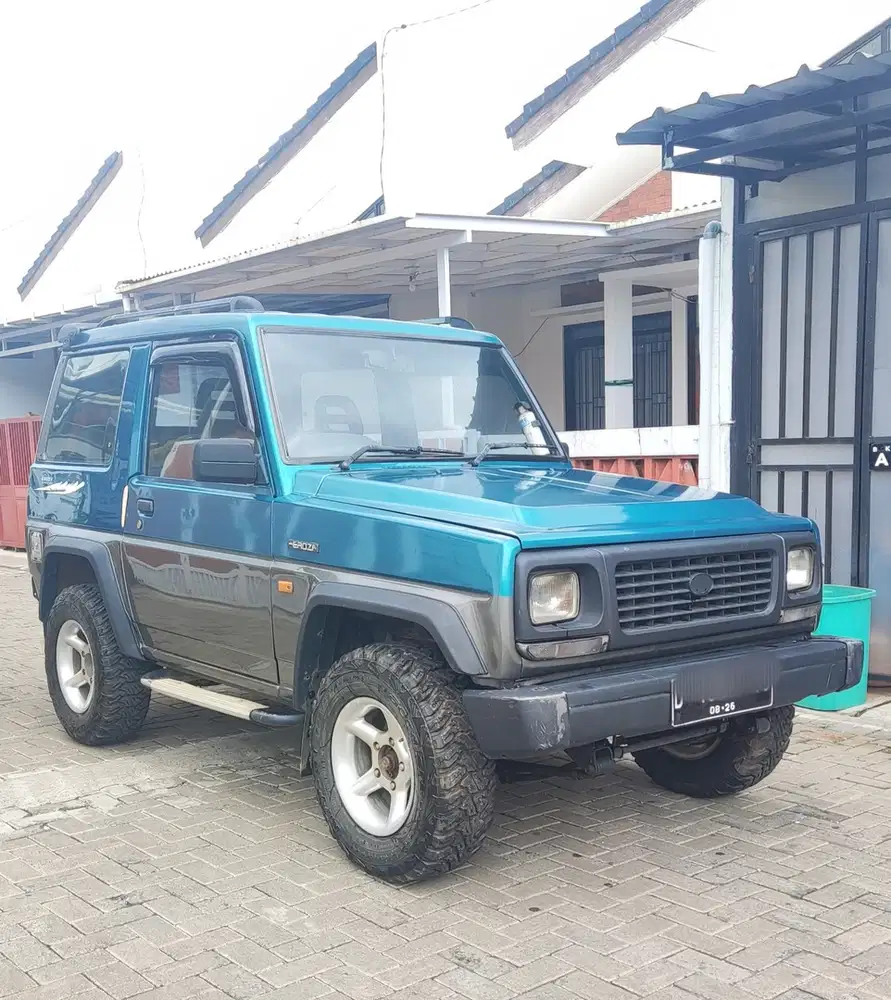 Daihatsu Feroza 1996 Bensin